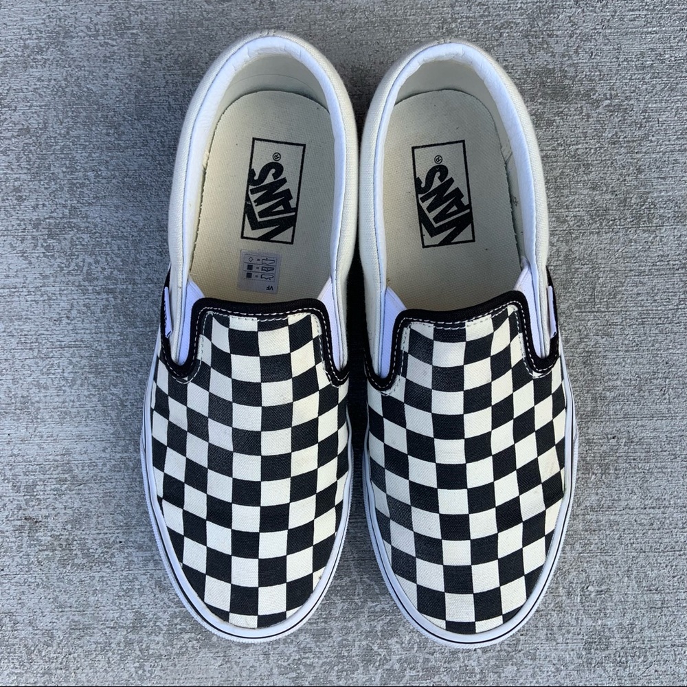 Vans black and white classic checkerboard slip-ons W8